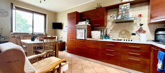 5 rooms Apartment in Chivasso, Italy No. 276009 15