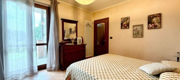 5 rooms Apartment in Chivasso, Italy No. 276009 32
