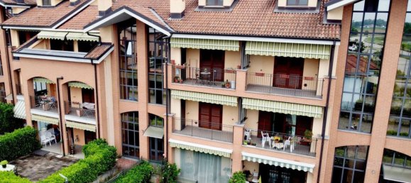 5 rooms Apartment in Chivasso, Italy No. 276009 12