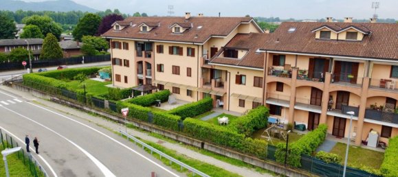 5 rooms Apartment in Chivasso, Italy No. 276009 29