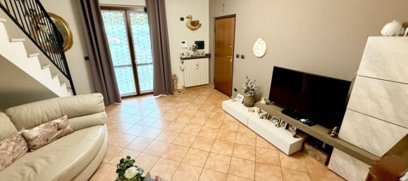 5 rooms Apartment in Chivasso, Italy No. 276009 8