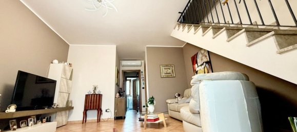 5 rooms Apartment in Chivasso, Italy No. 276009 9