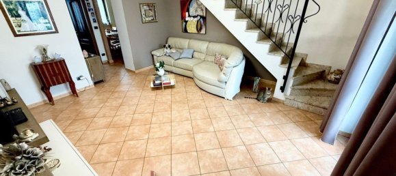 5 rooms Apartment in Chivasso, Italy No. 276009 5