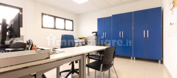 4 rooms Office in Udine, Italy No. 273183 17