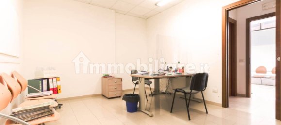 4 rooms Office in Udine, Italy No. 273183 8