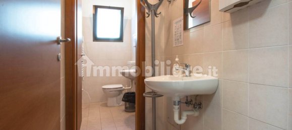 4 rooms Office in Udine, Italy No. 273183 16
