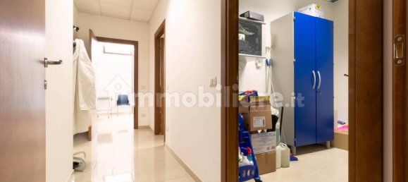 4 rooms Office in Udine, Italy No. 273183 10