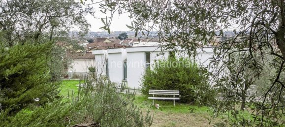 4 bedrooms Villa in Carrara, Italy No. 51776 6