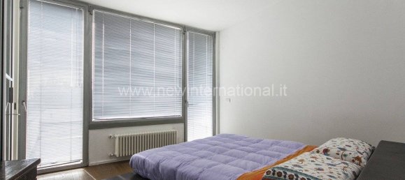 4 bedrooms Villa in Carrara, Italy No. 51776 16