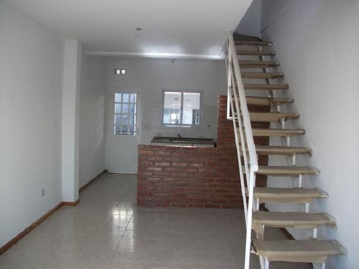 2 bedrooms House in Vicente Lopez, Argentina No. 5354