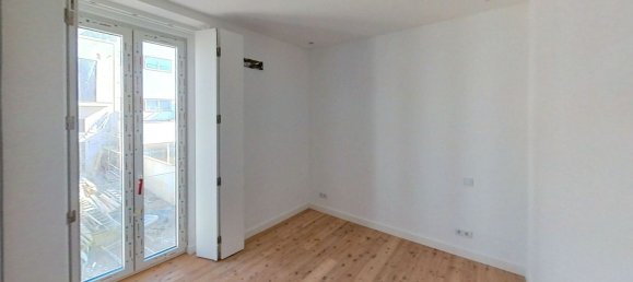 3 bedrooms Duplex in Cascais, Portugal No. 11912 12