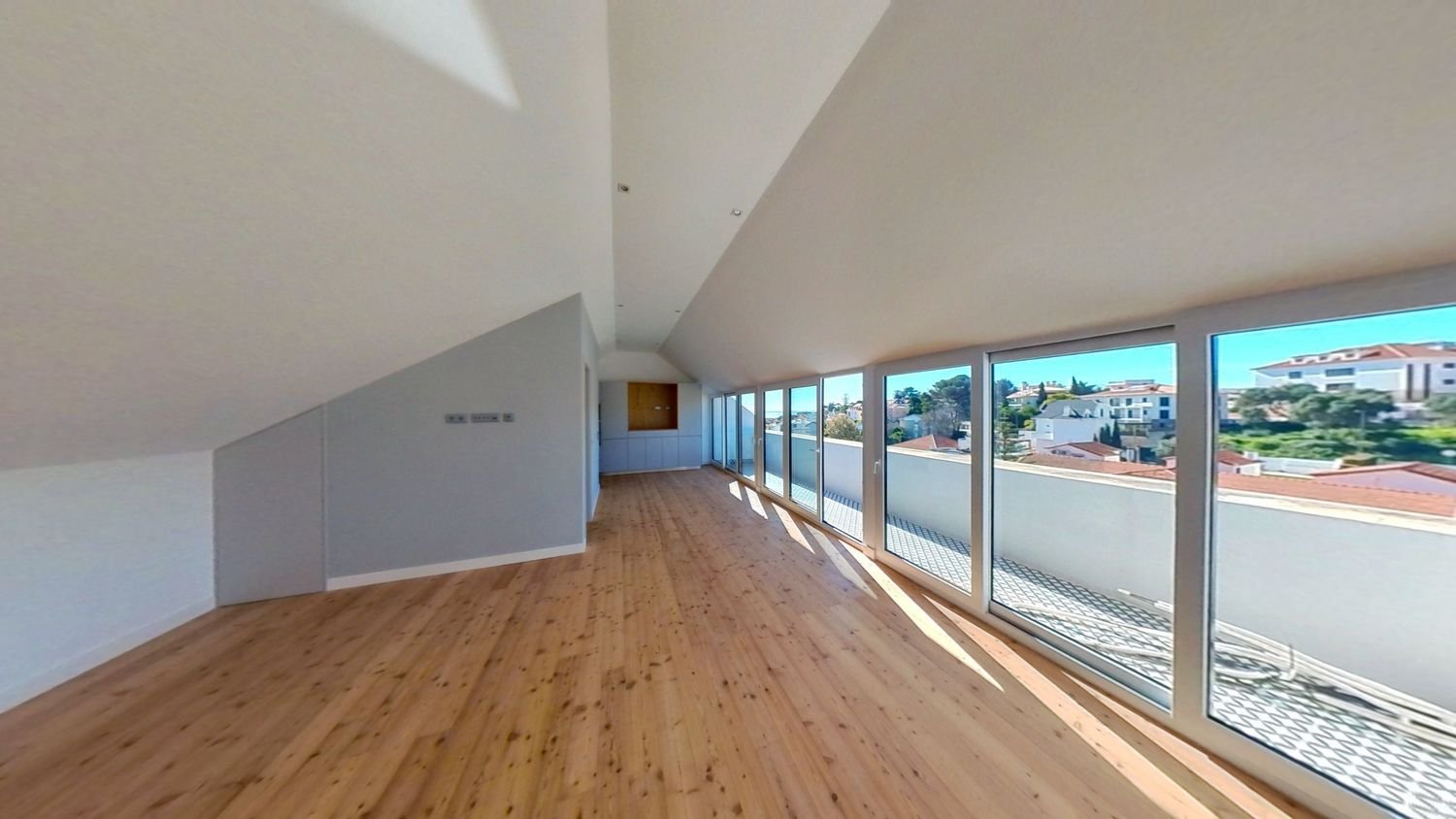 3 bedrooms Duplex in Cascais, Portugal No. 11912