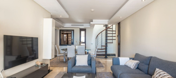 Ático de 2 dormitorios en Estepona, Spain No. 53569 2