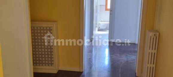3 bedrooms Penthouse in Bucine, Italy No. 223325 7