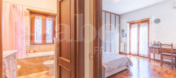 3 غرف نوم شقة في Rome, Italy رقم 325846 18