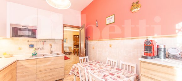 3 غرف نوم شقة في Rome, Italy رقم 325846 9