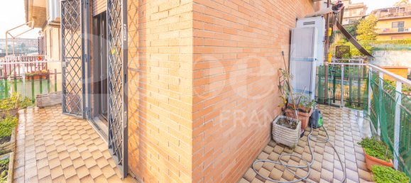 3 غرف نوم شقة في Rome, Italy رقم 325846 36