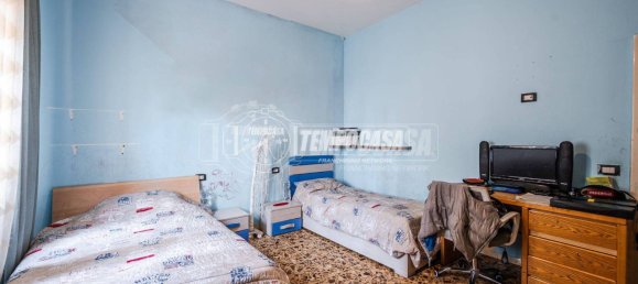 Квартира с 3 спальнями в Виньола, Италия № 325758 10