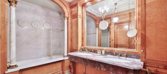 4 bedrooms Apartment in Paris, France No. 148536 16