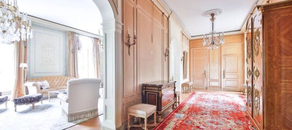 4 bedrooms Apartment in Paris, France No. 148536 6