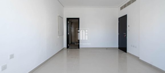 5 chambres Villa à Al Reef, UAE No. 946 7