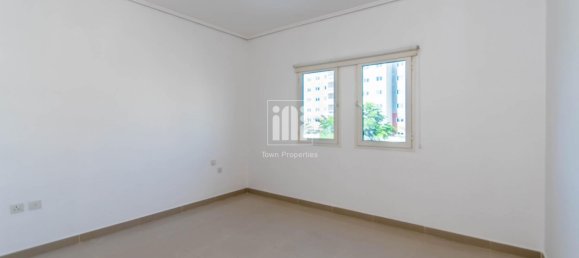 5 chambres Villa à Al Reef, UAE No. 946 6