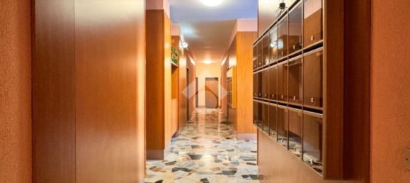 4 rooms Apartment in Milan, Italy No. 284700 7