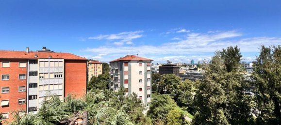 4 rooms Apartment in Milan, Italy No. 284700 14