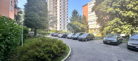 4 rooms Apartment in Milan, Italy No. 284700 2