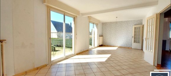 Casa de 4 dormitorios en Saint-Gilles, France No. 199266 3