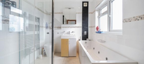 4 chambres Maison à London, United Kingdom No. 13413 3