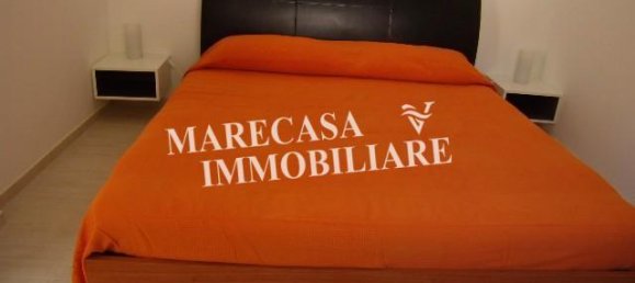 4 rooms House in Carrara, Italy No. 105728 12