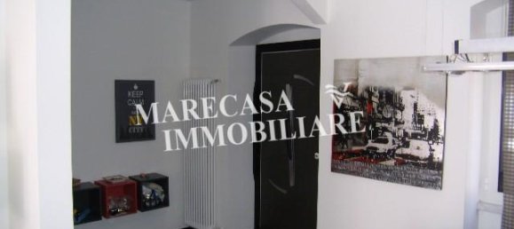 4 rooms House in Carrara, Italy No. 105728 16