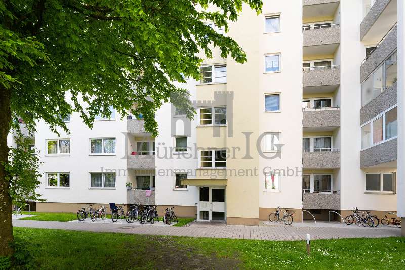 2 bedrooms Apartment in Furstenfeldbruck, Germany No. 248901
