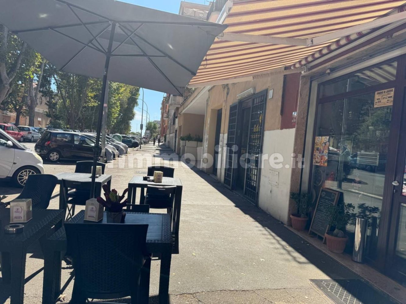 1-Zimmer Gewerbliche Immobilie in Rome, Italy, Nr. 376215