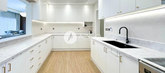 Villa de 4 dormitorios en Dubai, UAE No. 94071 4