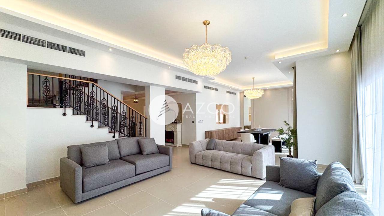 Villa de 4 dormitorios en Dubai, UAE No. 94071