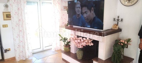 Квартира с 2 спальнями в Авеццано, Италия № 348158 4