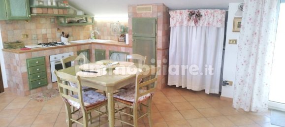 Квартира с 2 спальнями в Авеццано, Италия № 348158 3