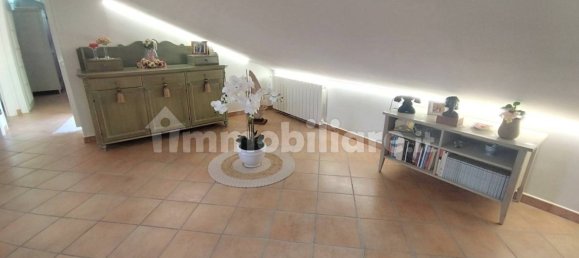 Квартира с 2 спальнями в Авеццано, Италия № 348158 32