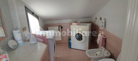 Квартира с 2 спальнями в Авеццано, Италия № 348158 29