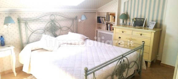 Квартира с 2 спальнями в Авеццано, Италия № 348158 23