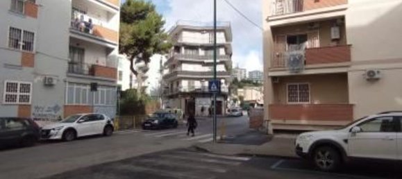 3 bedrooms Apartment in Naples, Italy No. 315576 2