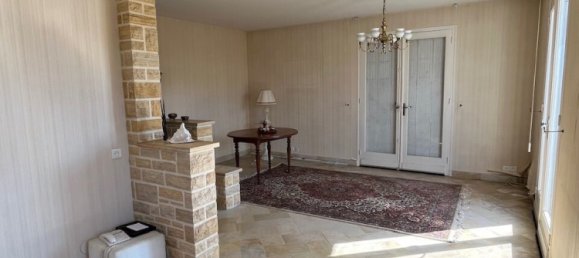 4 bedrooms House in Seyches, France No. 102071 8