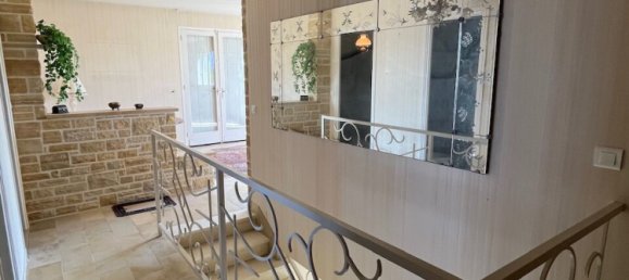 4 bedrooms House in Seyches, France No. 102071 4