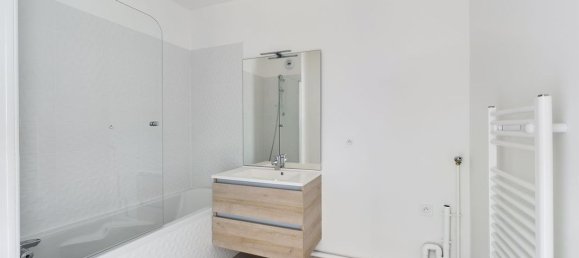 2 bedrooms Apartment in Clamart, France No. 168972 7