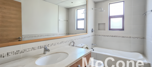 4 bedrooms Villa in Reem, UAE No. 34175 12