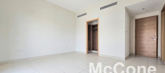 4 bedrooms Villa in Reem, UAE No. 34175 5