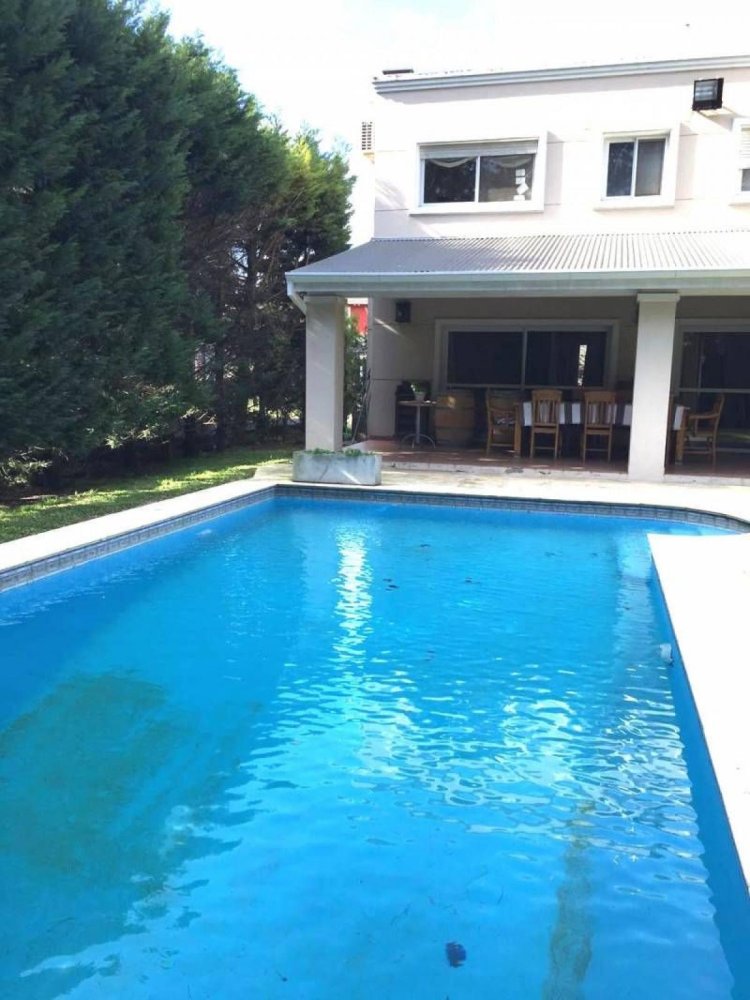 4 Schlafzimmer Haus in Pilar, Argentina, Nr. 21137