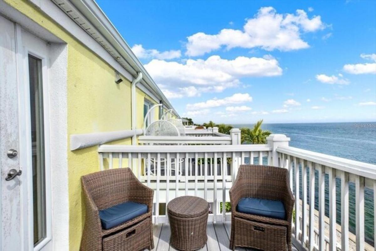 3 bedrooms House in Saint Petersburg, USA No. 424878